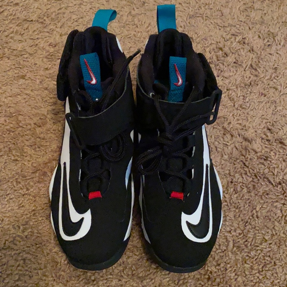 Nike Ken Griffey “Freshwater”